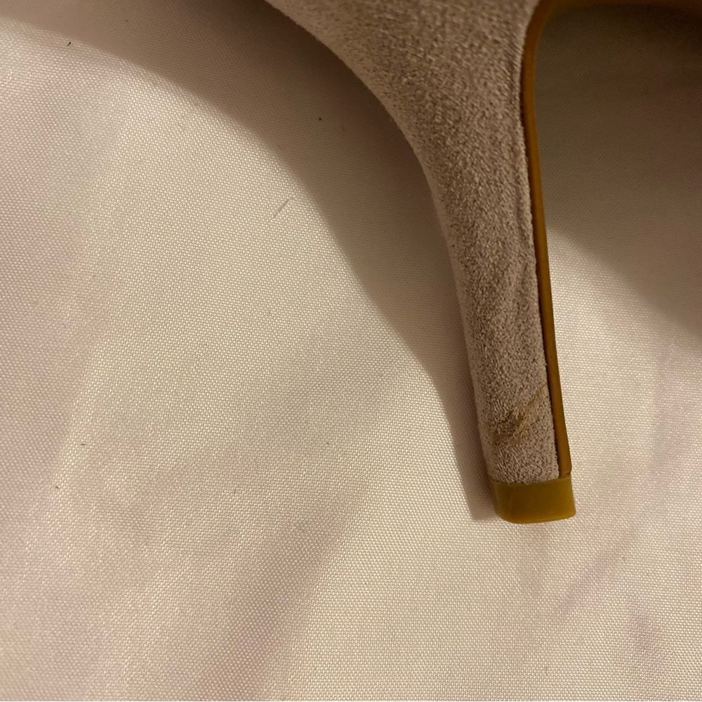 LOFT Vegan Faux Suede Peep Toe Pumps Sz 9 excellent condition. Comfortable shoe - Picture 9 of 16